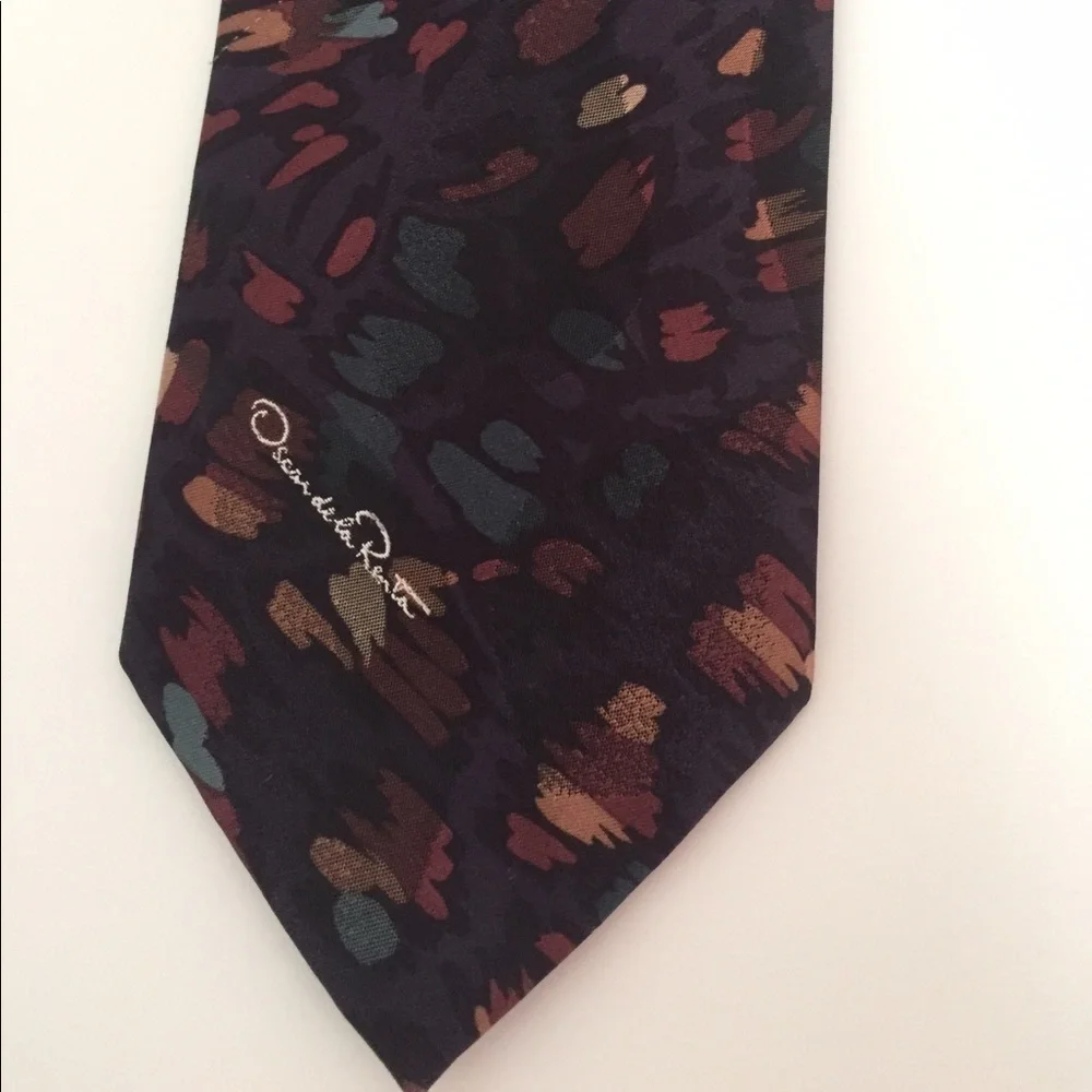 Vintage Oscar De La Renta Purple‎ Abstract Art Neck Tie